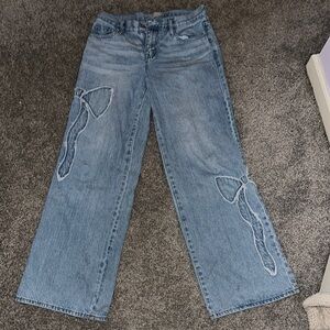 Women's low rise baggy Jeans with Bow Detail